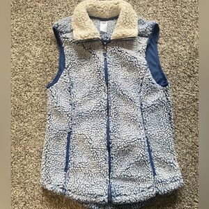 Te Verde Blue Faux Fur Vest size Small